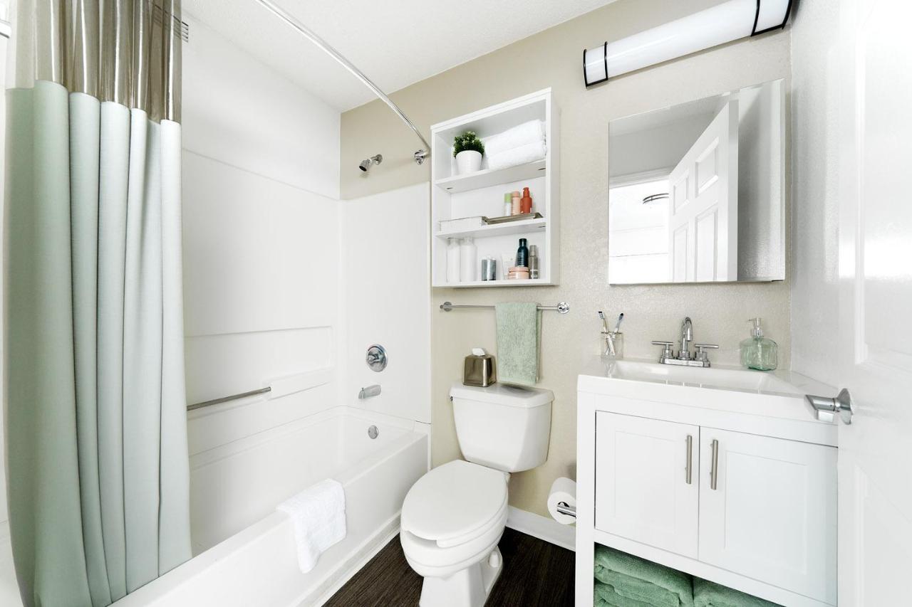Intown Suites Extended Stay Louisville Ky - Airport エクステリア 写真