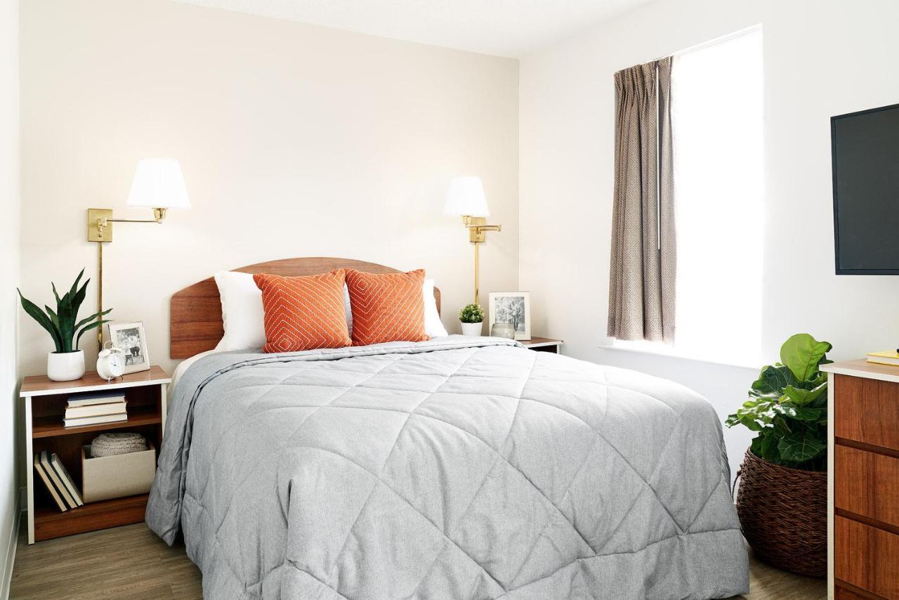 Intown Suites Extended Stay Louisville Ky - Airport エクステリア 写真